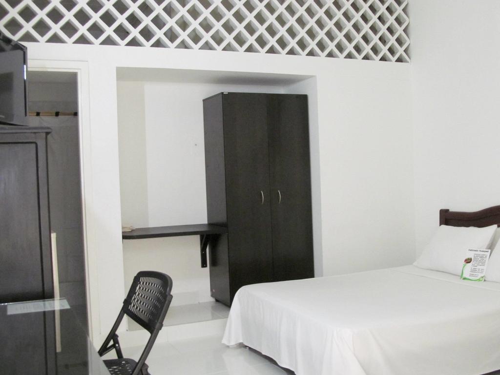 Hotel Royal Plaza フロレンシア エクステリア 写真